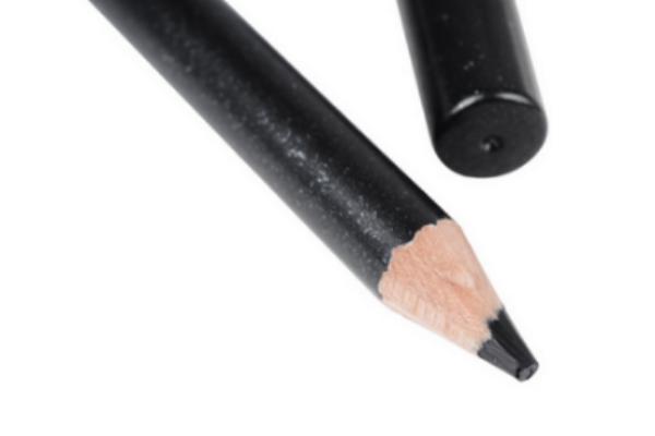 新手用眼线笔还是眼线液 眼线笔与眼线液笔的区别