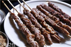 正宗新疆烤肉的做法和配料