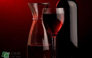 干红葡萄酒开瓶后能放多久？红葡萄酒保质期多久？