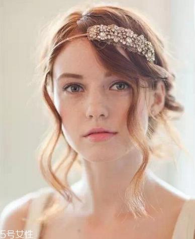 新娘发型图片2018款教程 结婚的时候给化妆师看