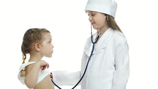 儿童荨麻疹应如何治疗