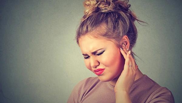鼻子疼是什么原因？