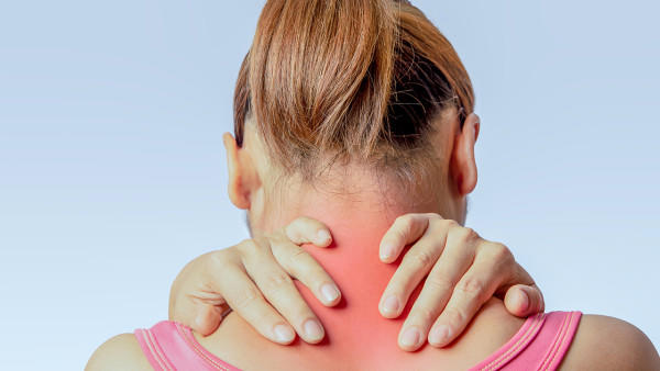 颈椎疼痛该怎么办？这五种方法有助于缓解疼痛！