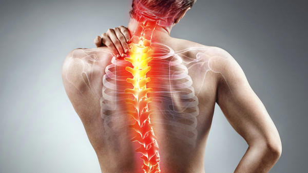 强直性脊柱炎怎么吃药治疗？5种药物帮助治疗强直性脊柱炎