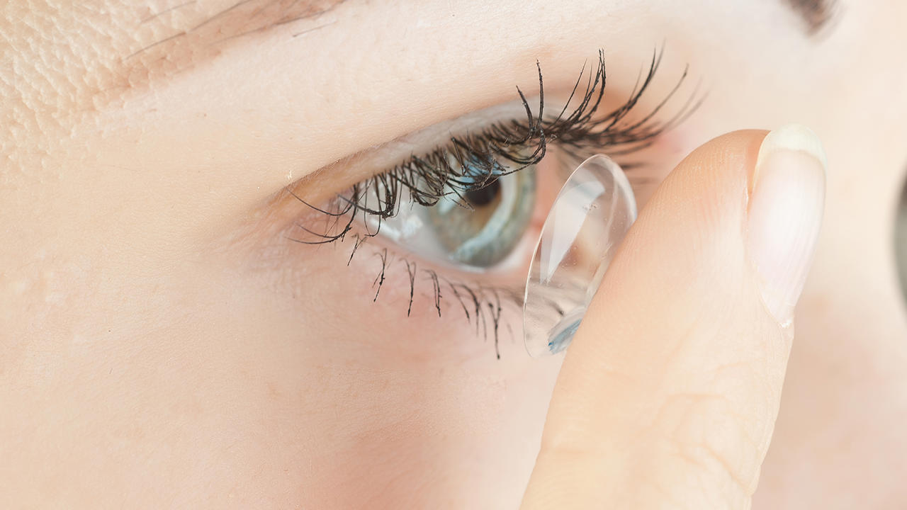 眼哭肿了怎么才能消肿？4个方法有效消除眼睛水肿