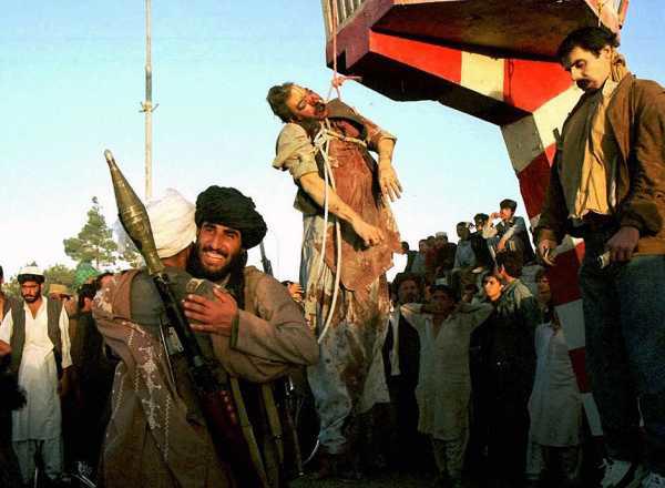 阿富汗被绞死的总统