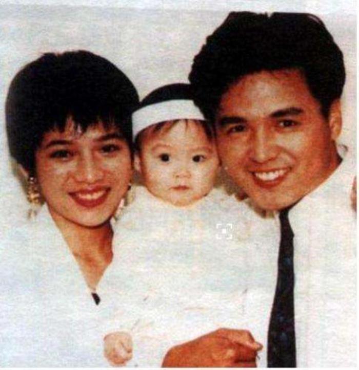 林瑞阳年轻时候的图片 前妻曾哲贞的儿子和女儿