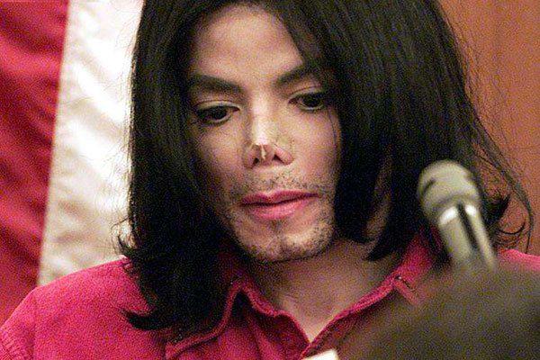 迈克杰克逊死亡之谜 和谐鼻子到脸不正常