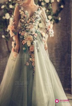 新娘怎么设计婚纱造型