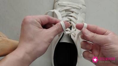 鞋带的系法图解花样