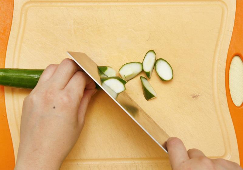 切菜刀法基本功图解 蔬菜肉类9种切法