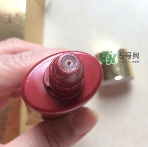 萱姿化妆品怎么样？萱姿化妆品有激素吗？