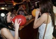 女子吸嗨气球发疯，又一种新型毒品出现在娱乐场所