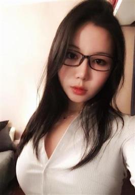 胸被对象吃是什么感觉，能使女性兴奋调动起来！