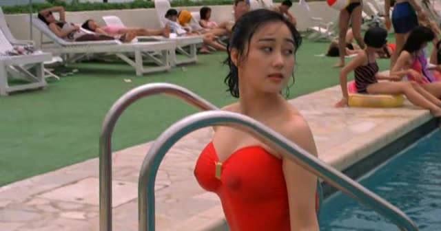 李连杰的老婆利智凸点照 利智拍过三级片吗?