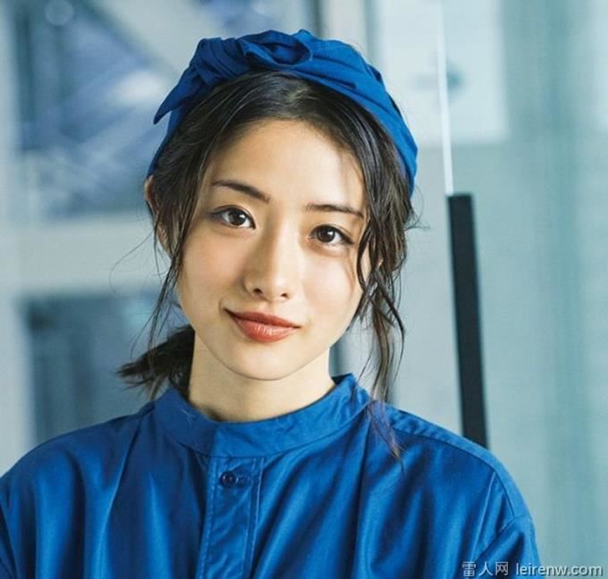日本万人票选 30 代最美女星，「乡民老婆」新垣结衣只得到第 3 名？！