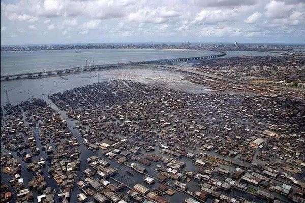 世界十大最大的贫民窟 第一奥兰吉镇贫民窟居住人数超200万