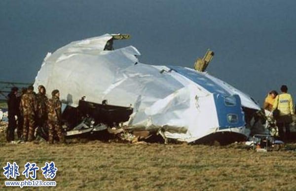 世界十大空难事故：日本航空123号班机520人遇难(史上最惨)