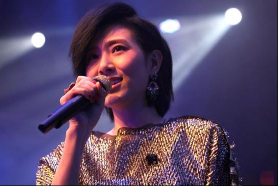 十大华语女歌手经典伤感歌曲 星月神话上榜,第一震撼人心