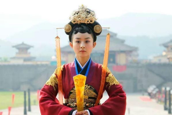 史上十大经典古装传记剧排行榜：红楼梦上榜，第九韩国出品