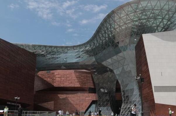 上海十大最出名的博物馆，上海科技馆上榜，第二被誉为文物界半壁江