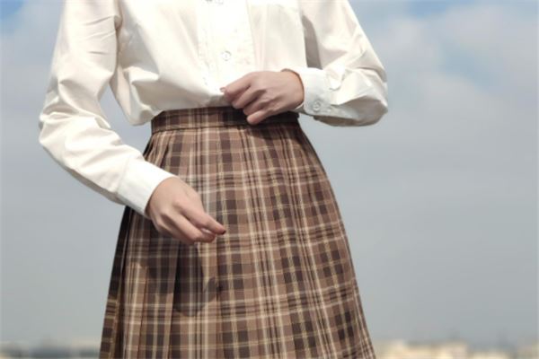 jk制服品牌排行榜:神仙club上榜,一件格裙销量三十万
