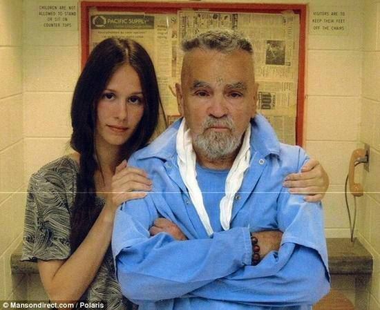 美国史上最著名的杀人魔王查尔斯·曼森（Charles Manson）去世