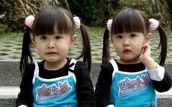 台湾13岁人气双胞胎姐妹海量近照曝光(图)