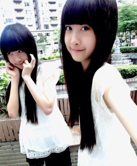 台湾13岁人气双胞胎姐妹海量近照曝光(图)