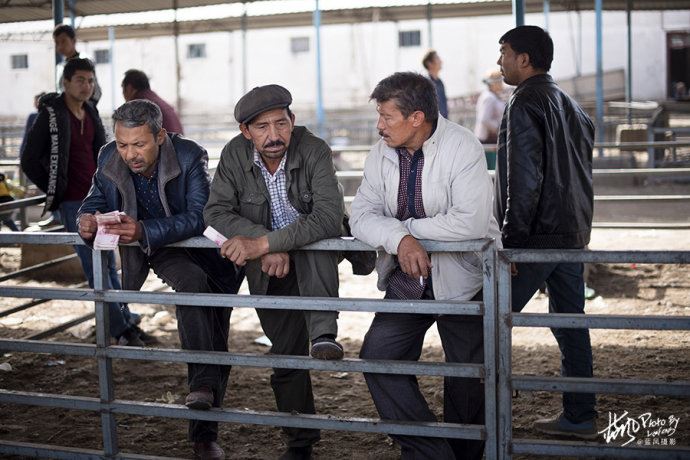 【色力布亚】南疆最大的农村大巴扎，看看这里都有啥