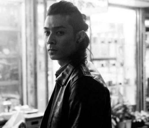 周柏豪发型汇总,常见背头莫西干发型时尚帅气