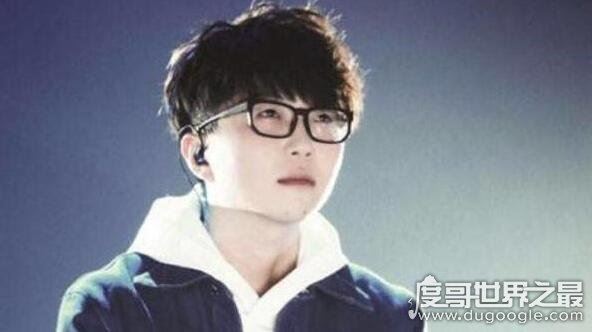 毛不易消愁歌词是什么意思,一首歌唱出了工作打拼的不易