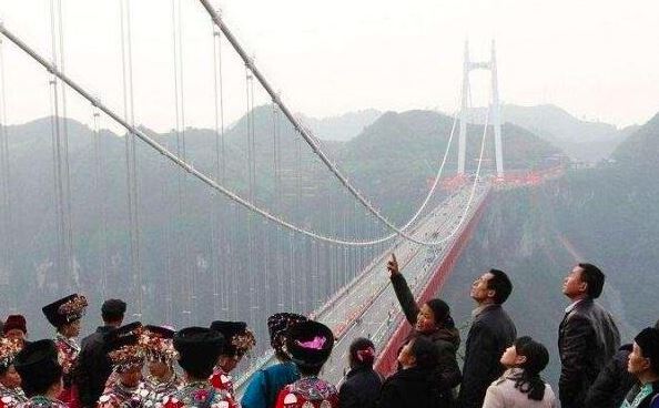 湘西鬼结婚事件，在数百米高的索桥上办冥婚婚礼（真相揭秘）