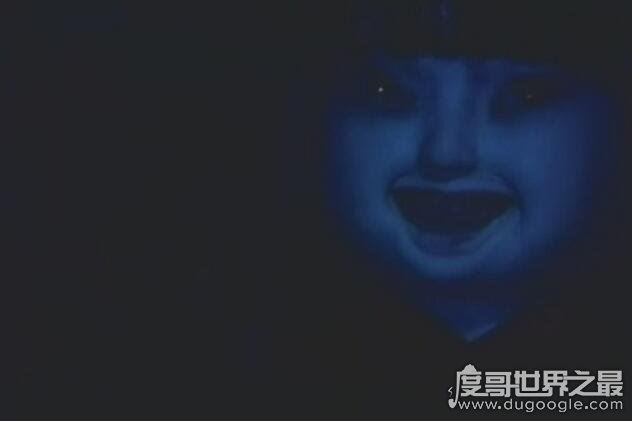 日本鬼娃娃花子的恐怖传说,厕所中的“女鬼“(胆小请绕道)