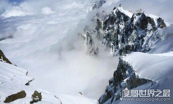 阿尔卑斯山最高峰，勃朗峰(最高海拔4804米/欧洲最高峰)