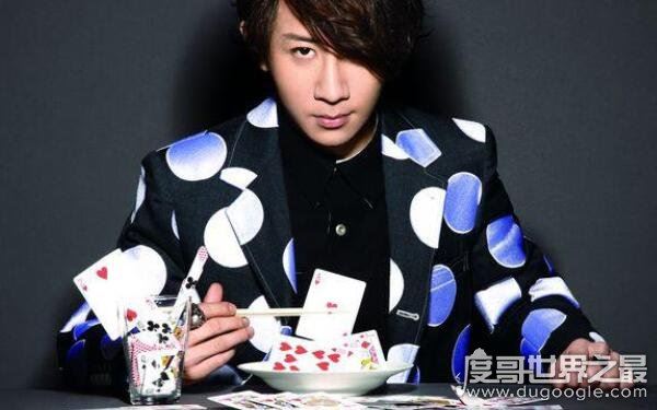 世界上十大魔术师，中国刘谦位居第八（技艺高超）