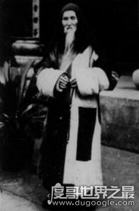 近代佛界第一人,释虚云老和尚活了120岁(信徒数百万之众)