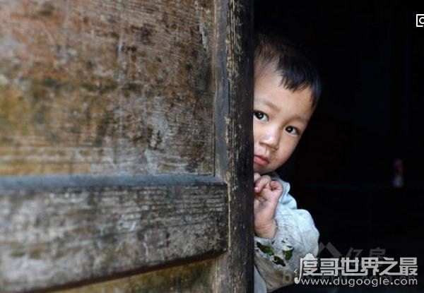 中国最穷的地方，四川省大凉山区(一辈子都吃不到肉)