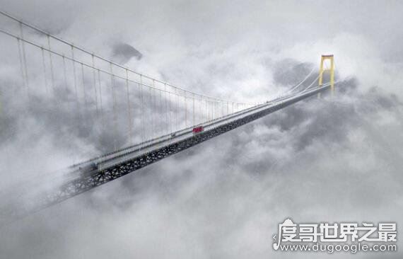 曾经的世界第一高桥，四渡河大桥(长1365米/落差高达650米)