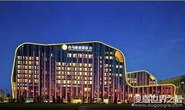 2018中国十大最丑建筑名单，广州铜钱大厦成功夺魁