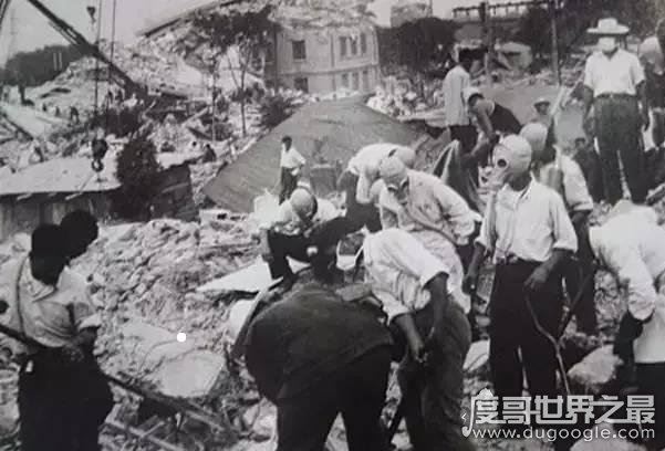 唐山大地震是哪一年，1976年唐山7.8级地震(死伤超40万人)