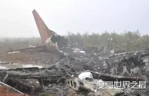 中国国际航空129号班机空难，共造成129人不幸遇难(警钟长鸣)