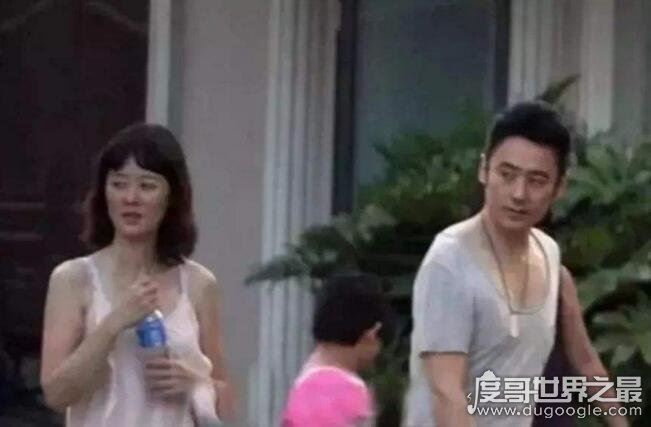 吴秀波老婆何震亚照片曝光，朴素的外表惹人心疼(图)