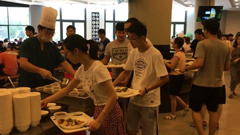 网传网易食堂将收费,一张饼就要10元(霸气回应"假的")