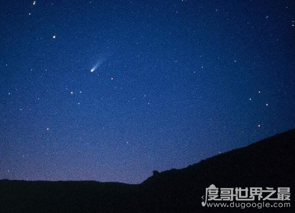 哈雷彗星多少年出现一次，七十多年回归一次(下次2061年回归)