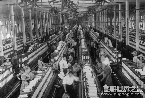 中国无产阶级最早诞生于19世纪45十年代，外资在华企业的剥削