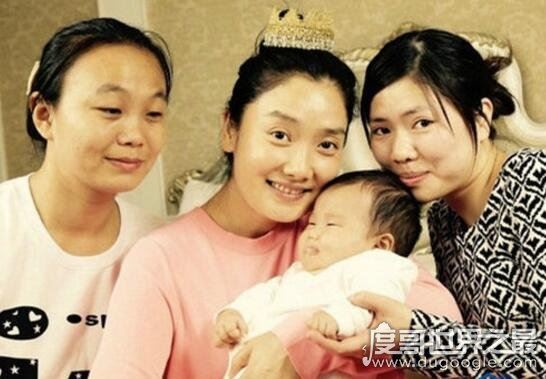 凤凰传奇是夫妻吗,杨魏玲花和曾毅各自家室介绍