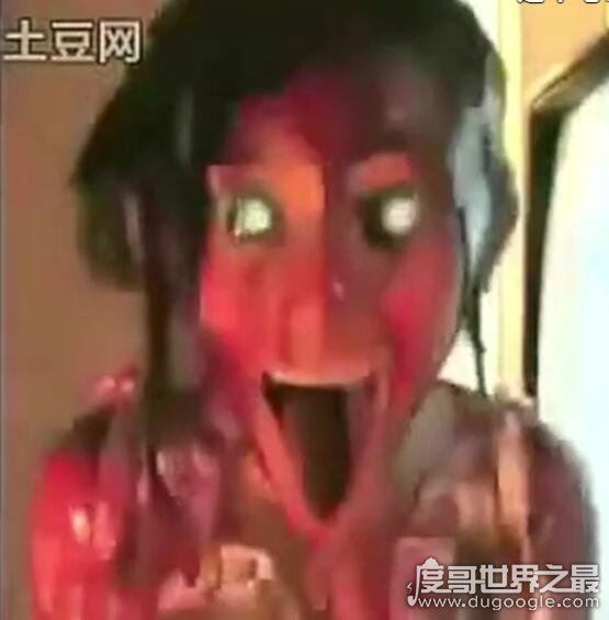 重庆最美女孩吓人原版在线观看，乃恐怖的恶搞视频(慎入)