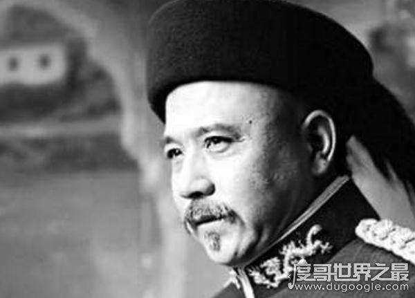 中国历史上2位鹰视狼顾之相的人物，司马懿和袁世凯(帝王之相)