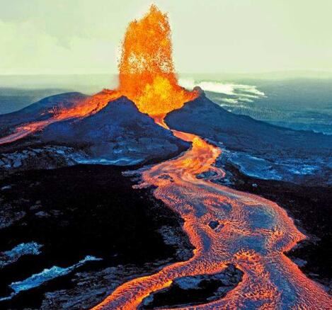 世界上最恐怖的火山，美国黄石超级火山已进入活跃期
